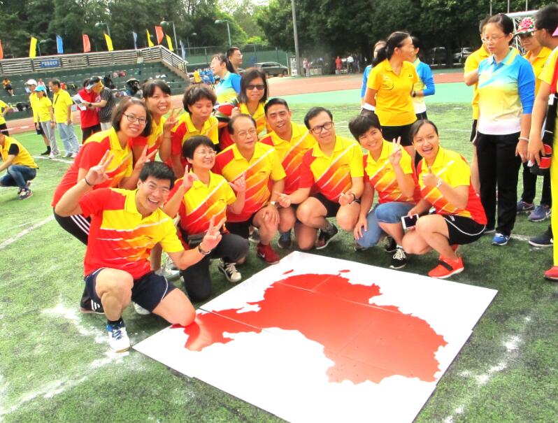 ������ί����С�н���ഫ��Ȥζ�˶���