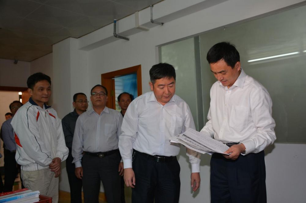 ï����ί������������ï����ί�����